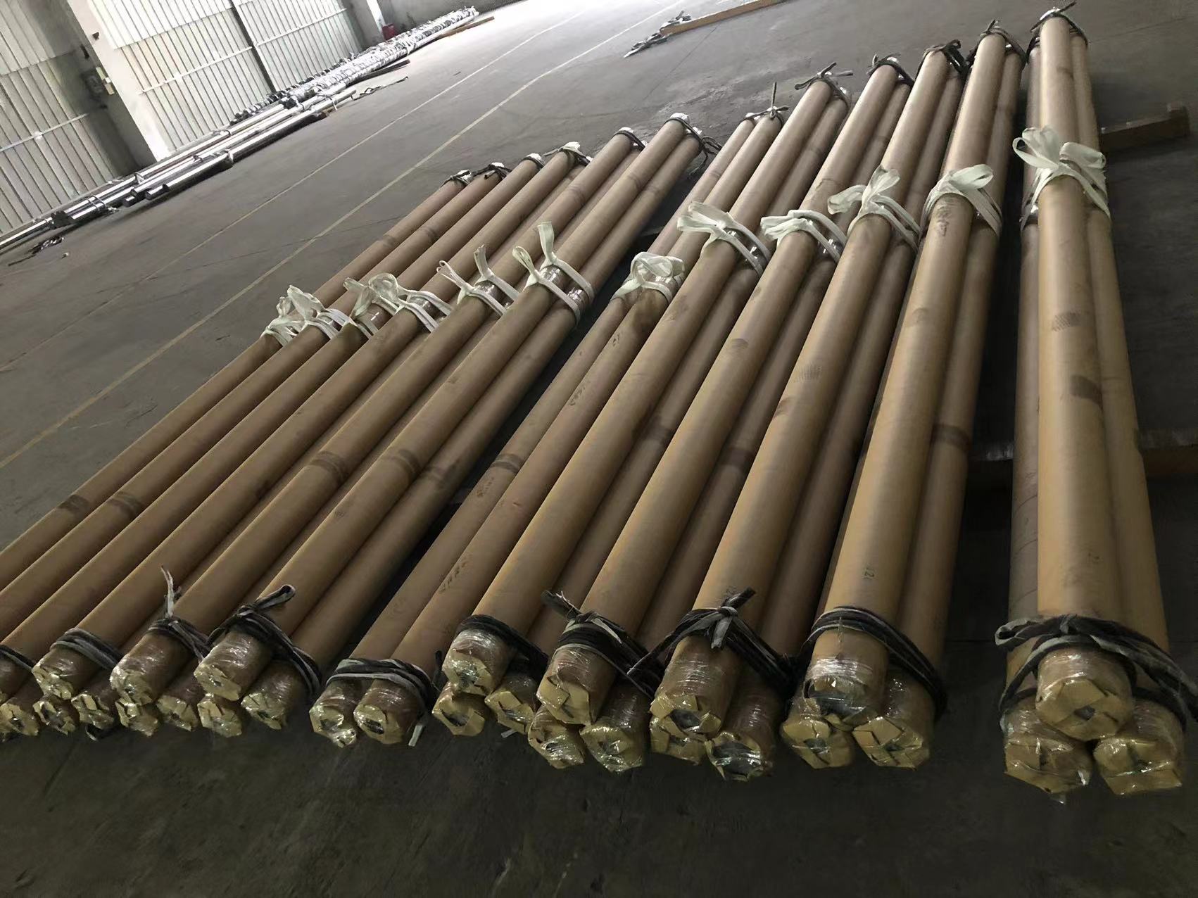 Maintenance and maintenance of piston rod